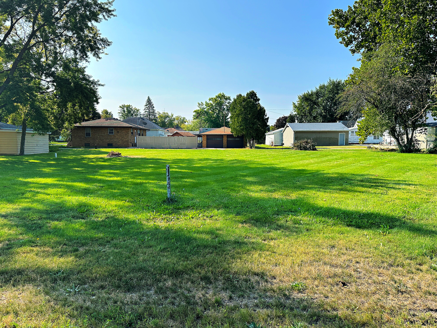 Lot 55 (E 400 Block) E 12th Street