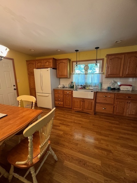 1518 Sharon Road