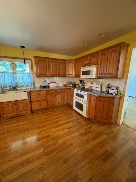 1518 Sharon Road
