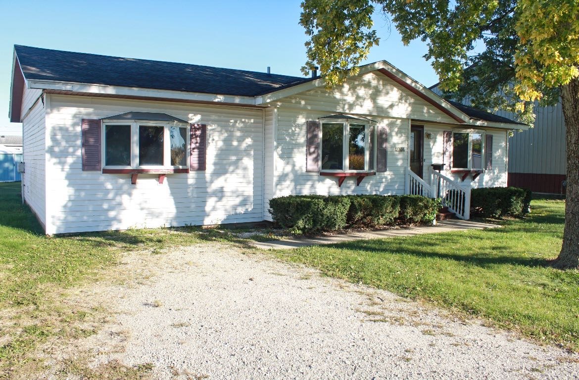 1306 Prairie View Road