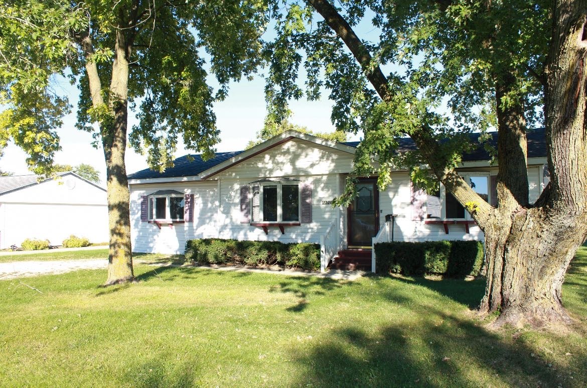 1306 Prairie View Road