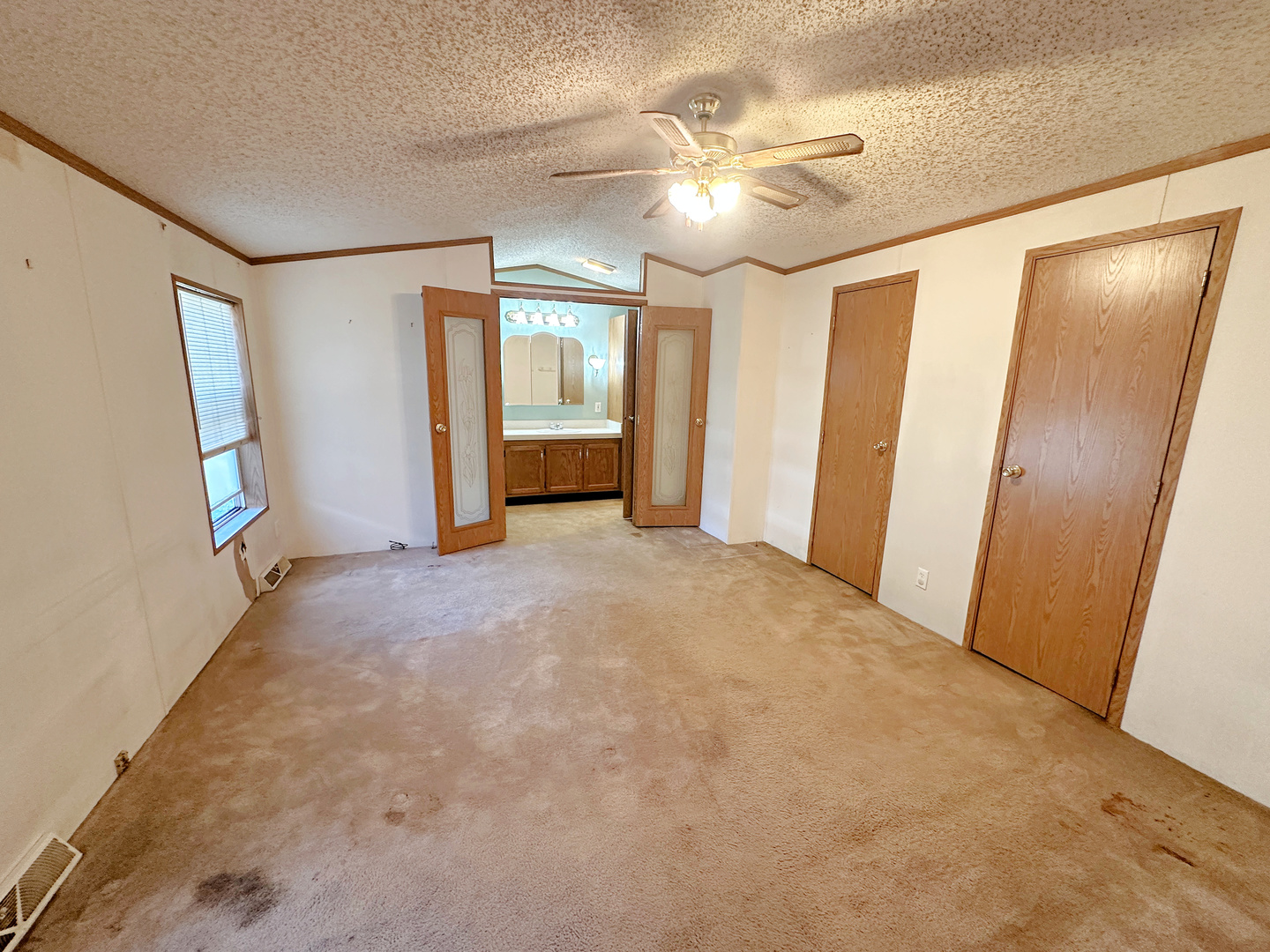616 Carriage Lane
