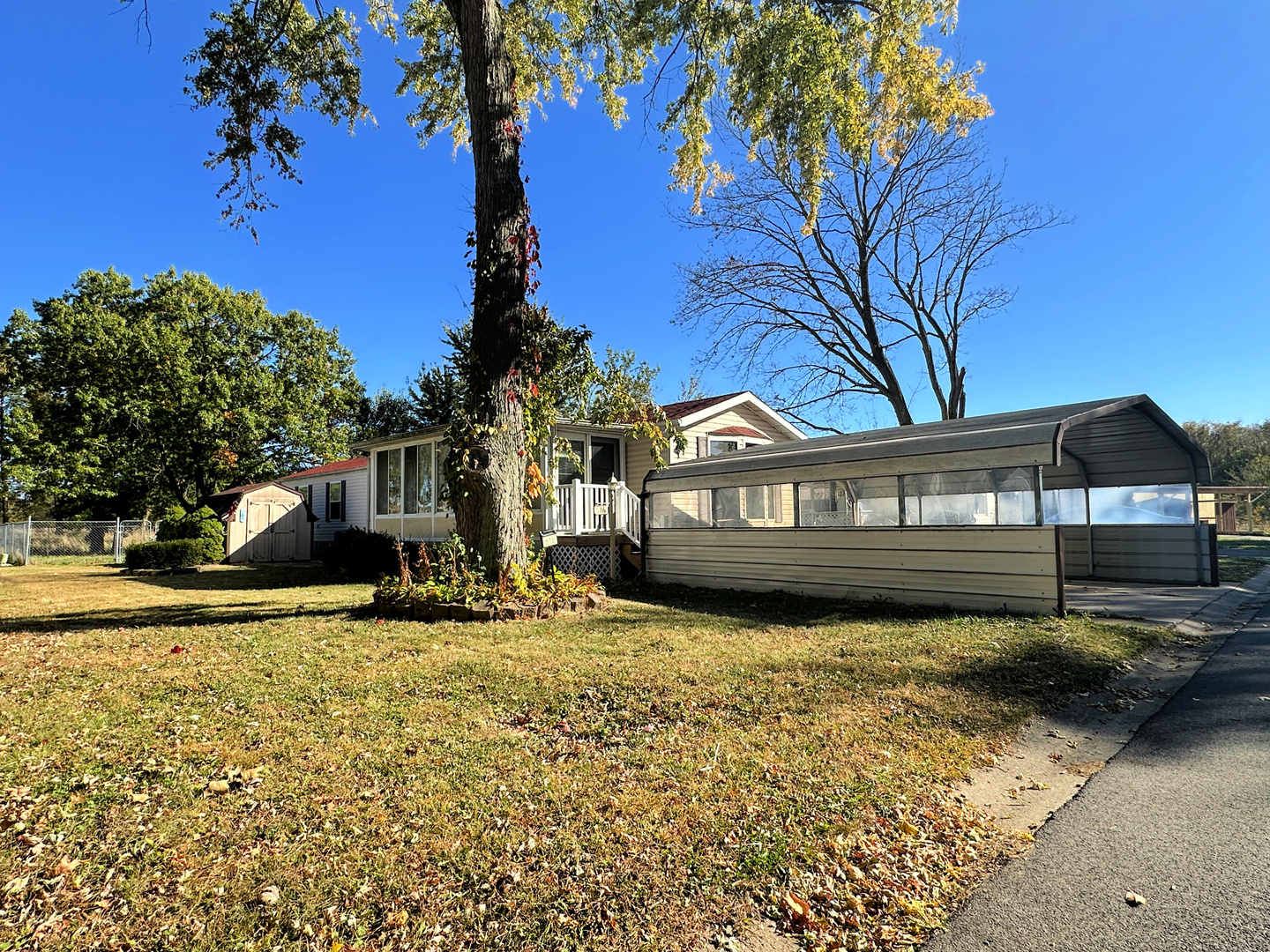 616 Carriage Lane