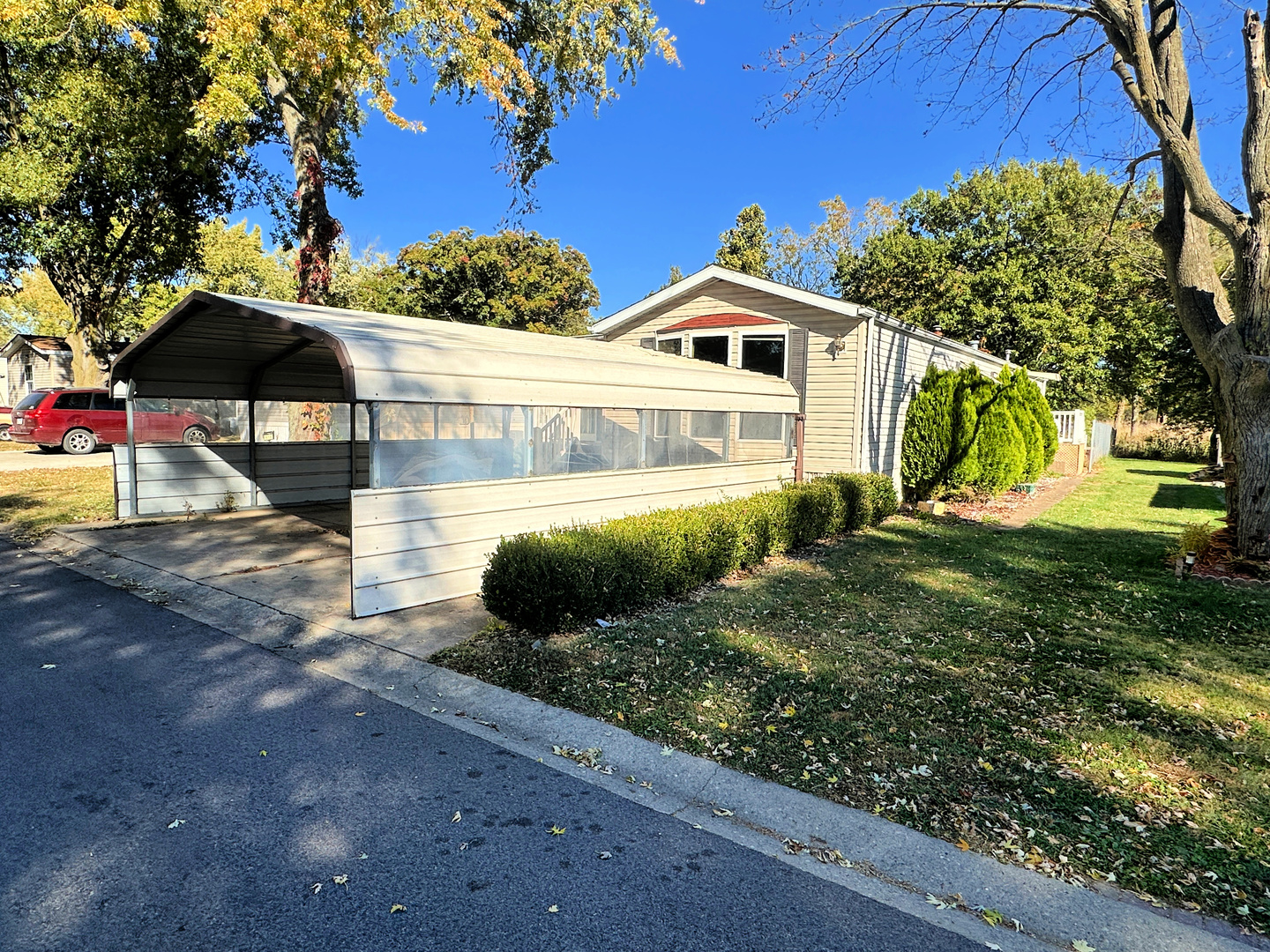 616 Carriage Lane