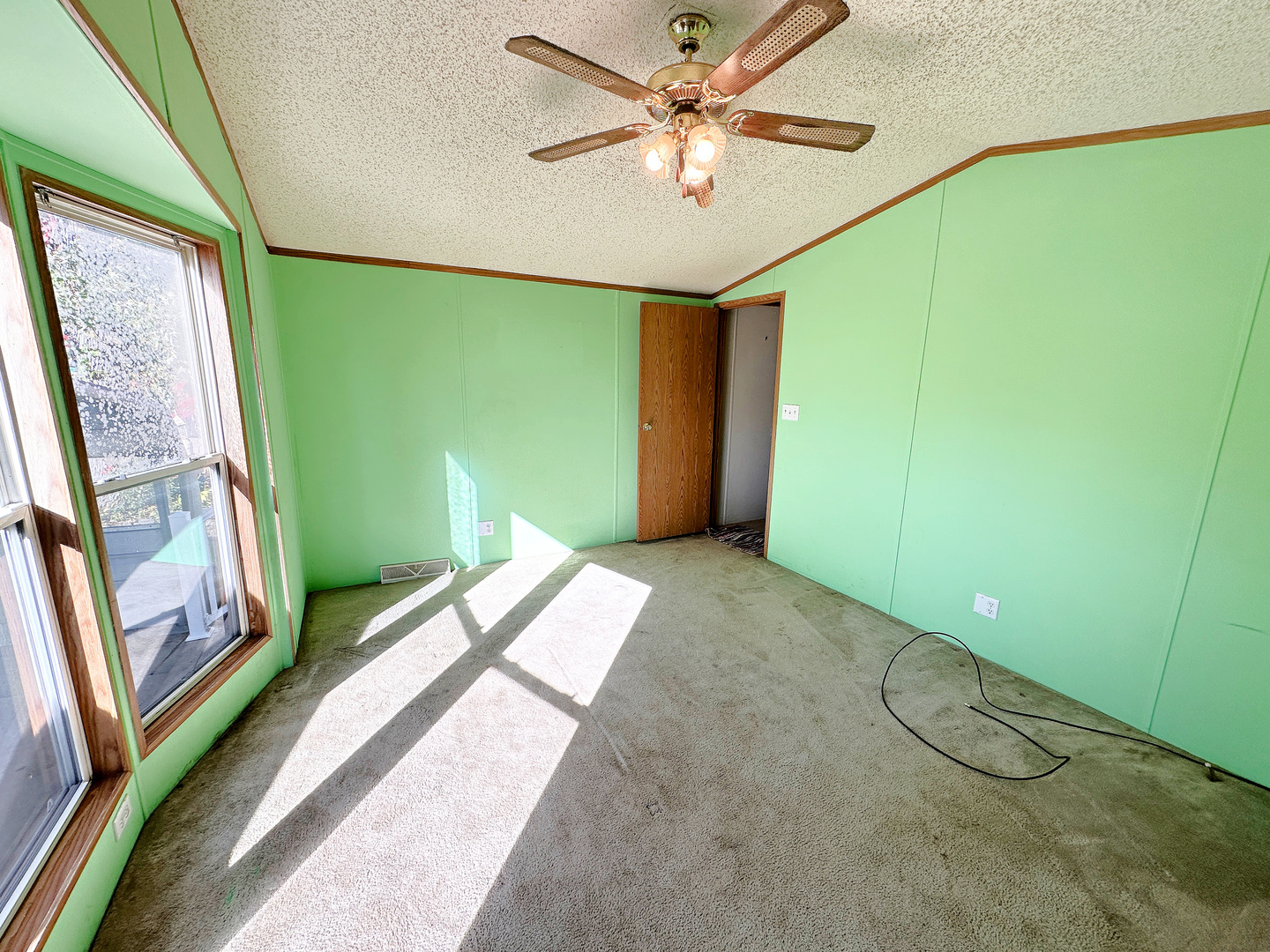 616 Carriage Lane