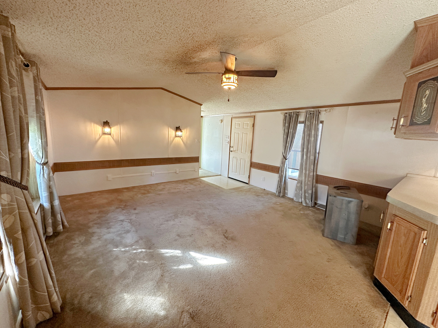 616 Carriage Lane