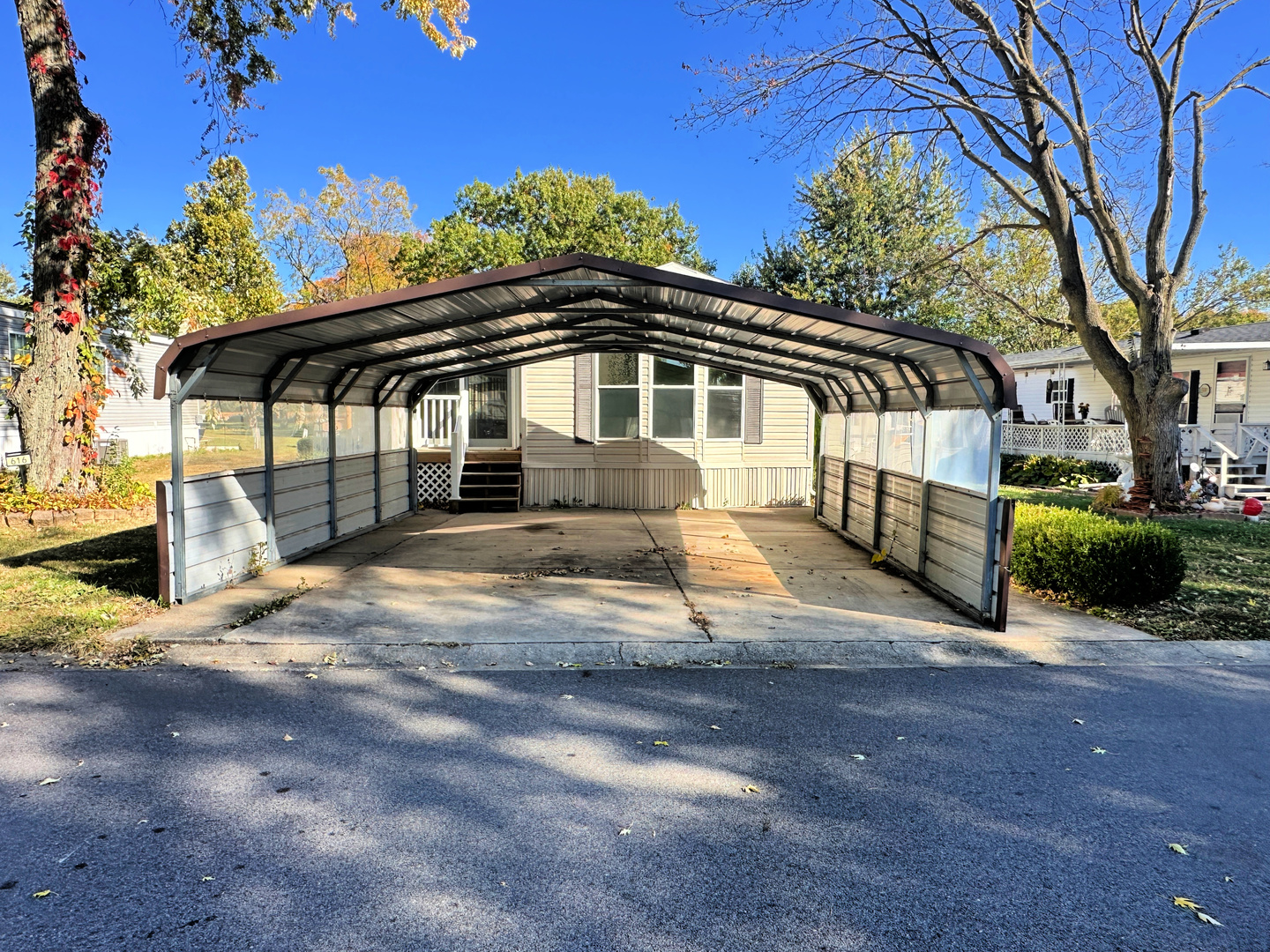 616 Carriage Lane
