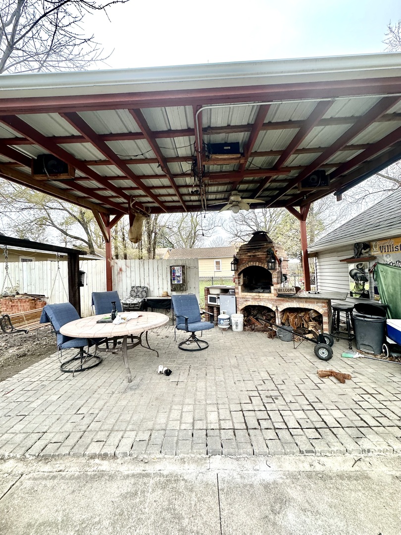1405 N Sterling Street
