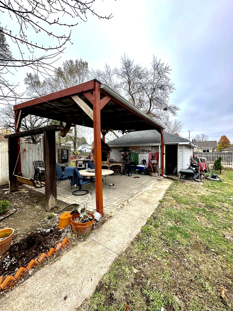 1405 N Sterling Street