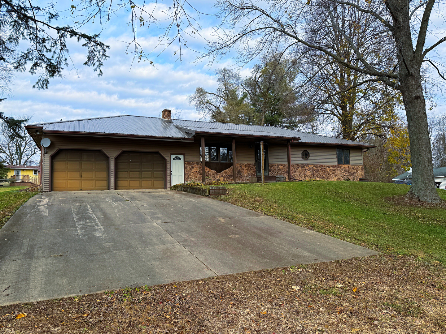 108 N Troy Street