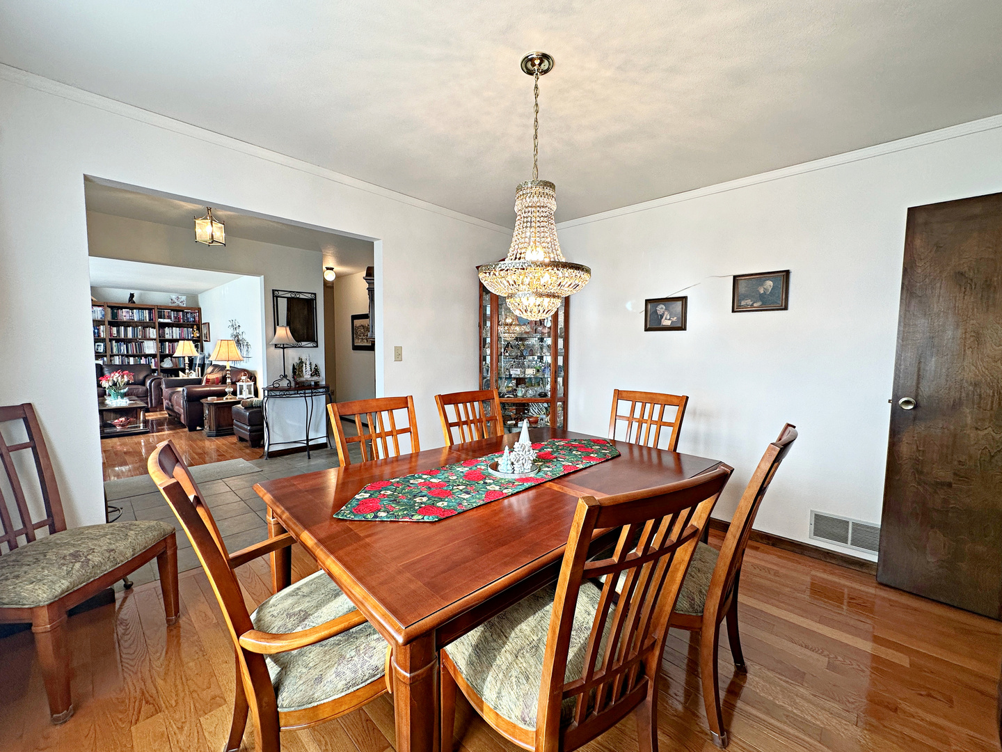 5 Liz Mar Place