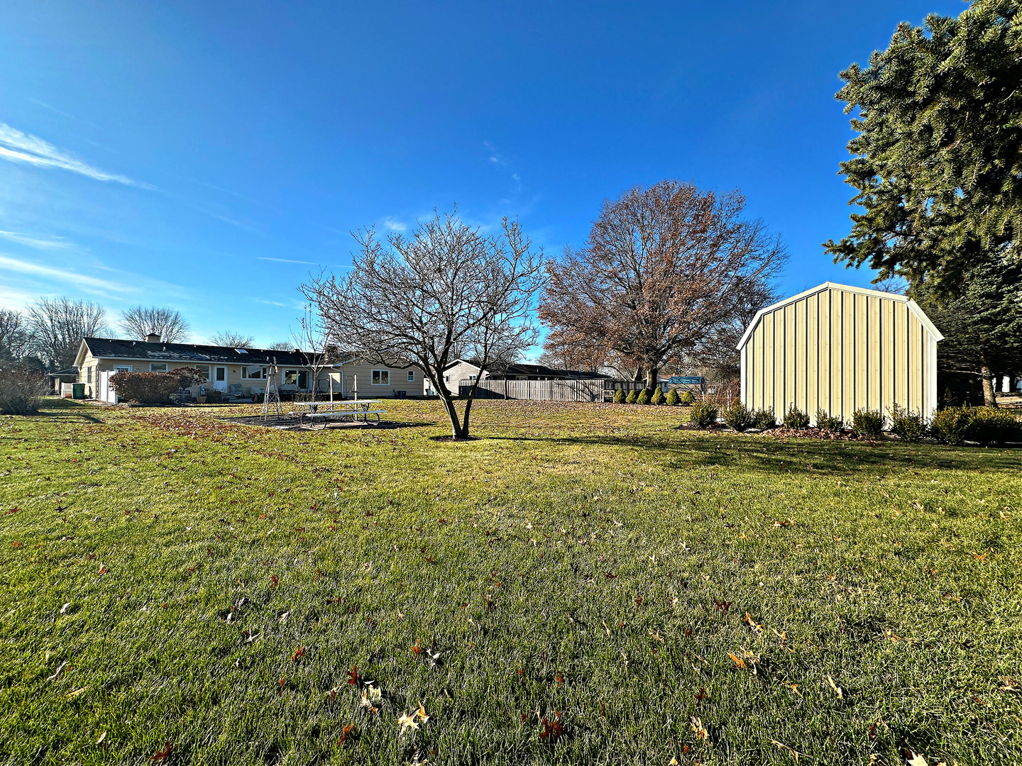 5 Liz Mar Place