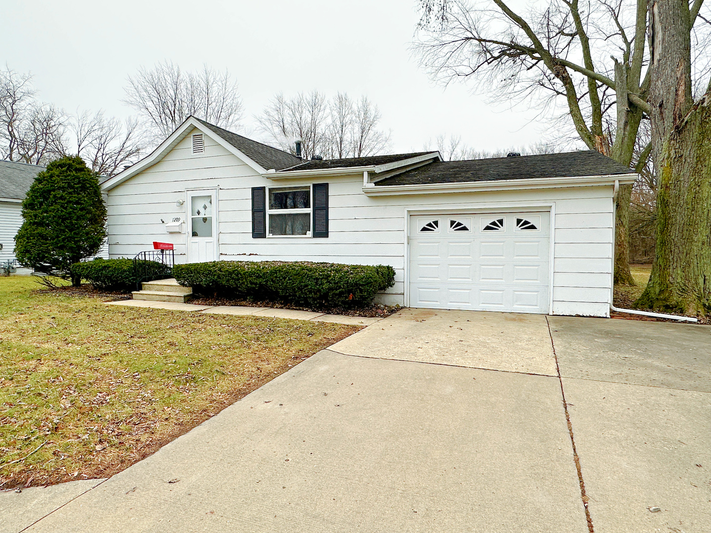 1209 Division Street