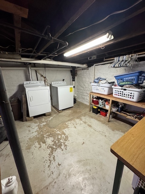 114 W Washington Street