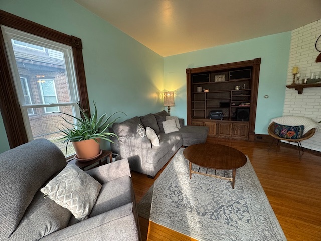 114 W Washington Street