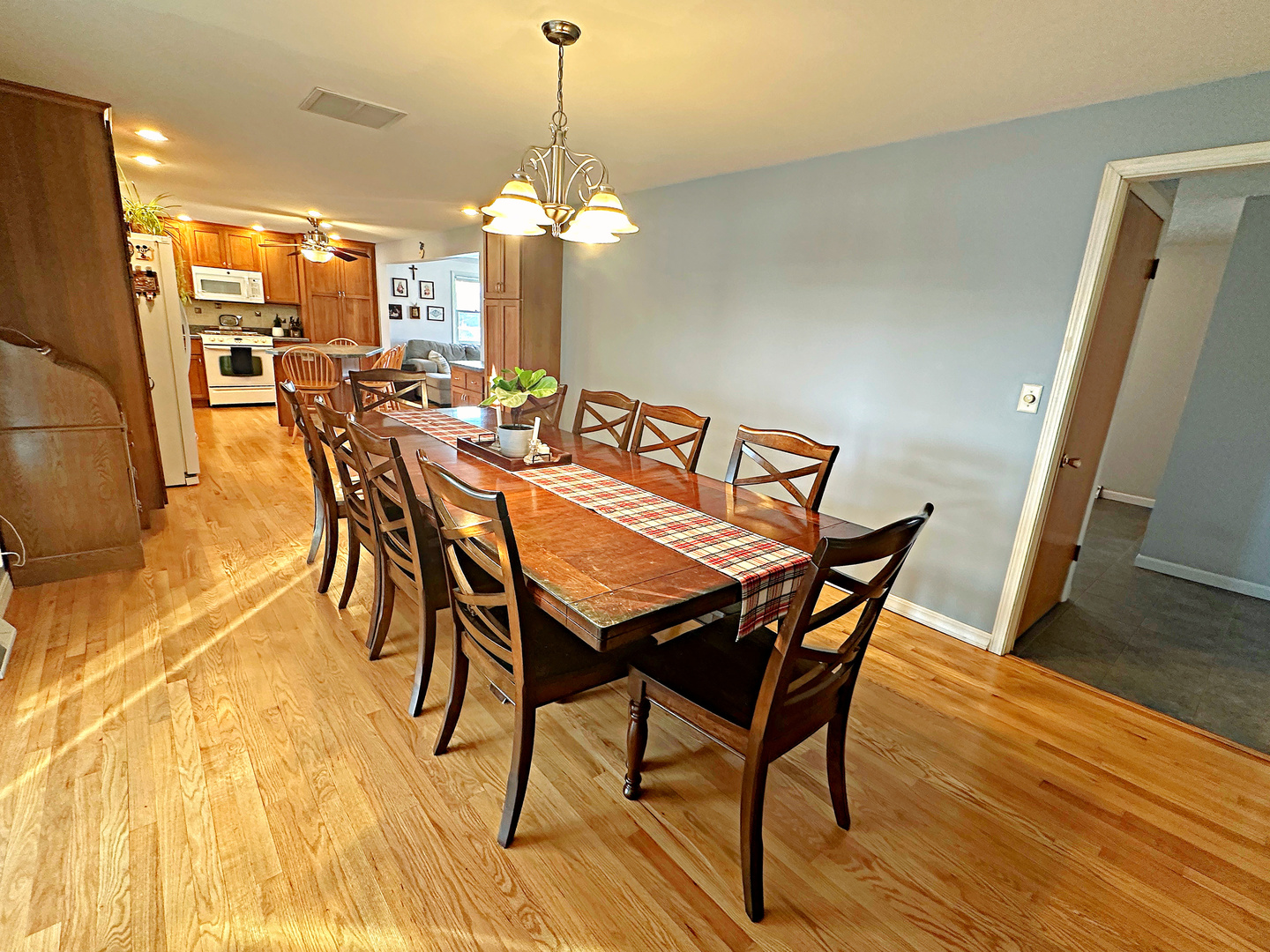1707 Sharon Road