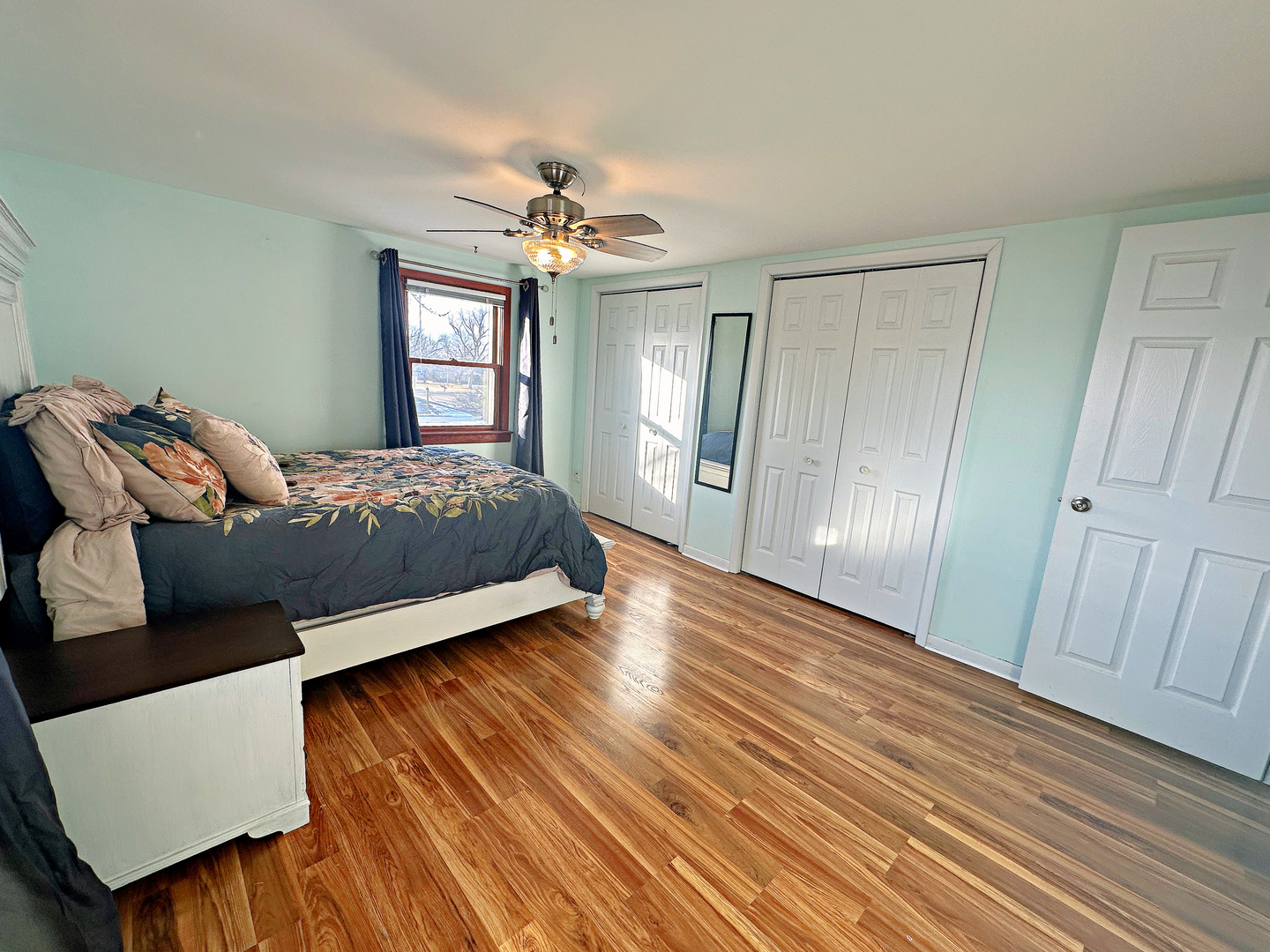 1707 Sharon Road