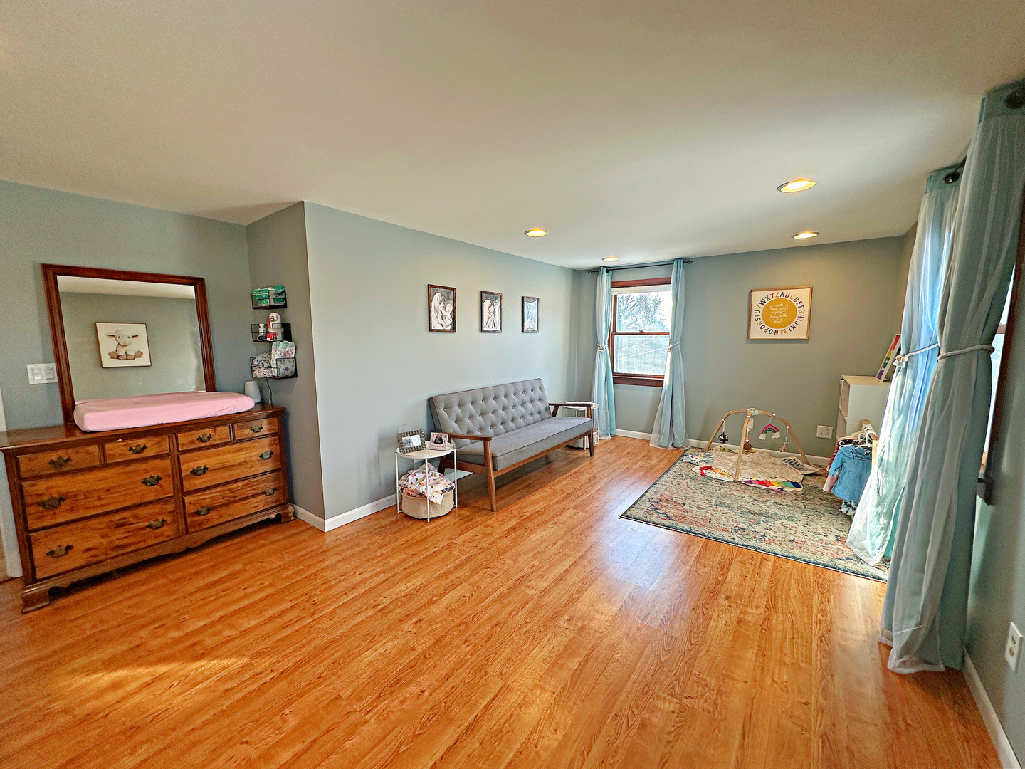 1707 Sharon Road