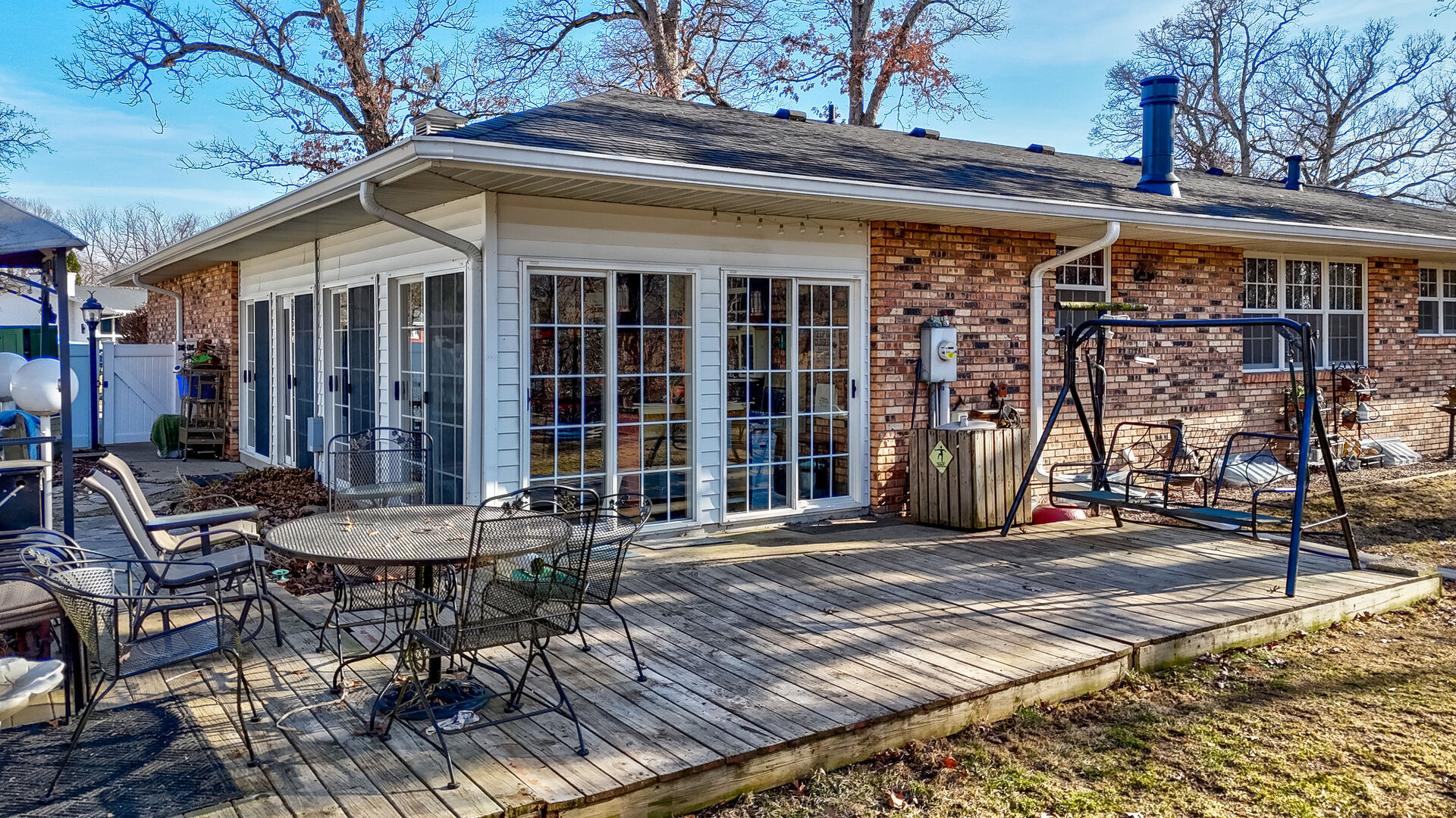 27 Oakbrook Drive