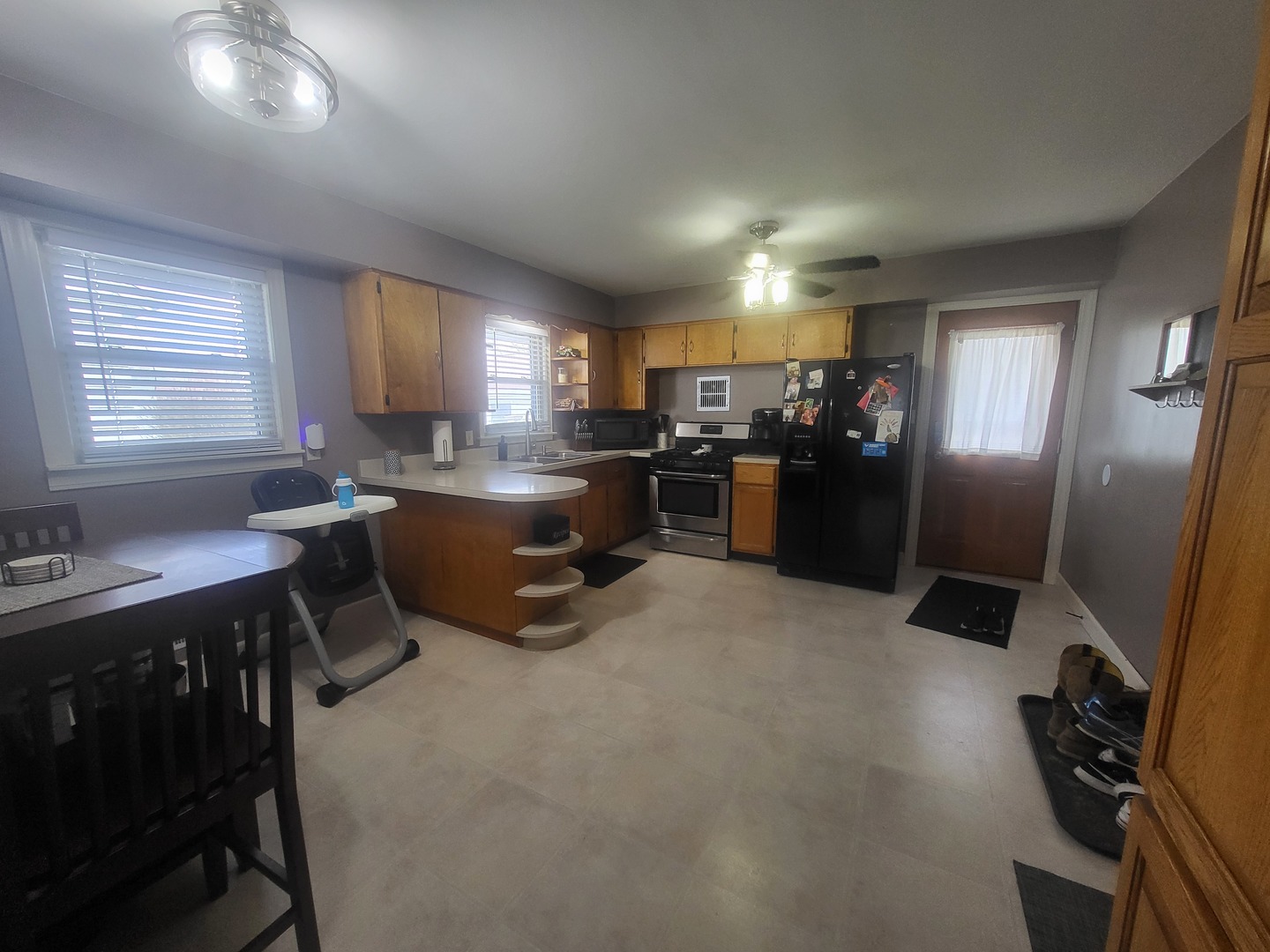 1110 E Elm Street