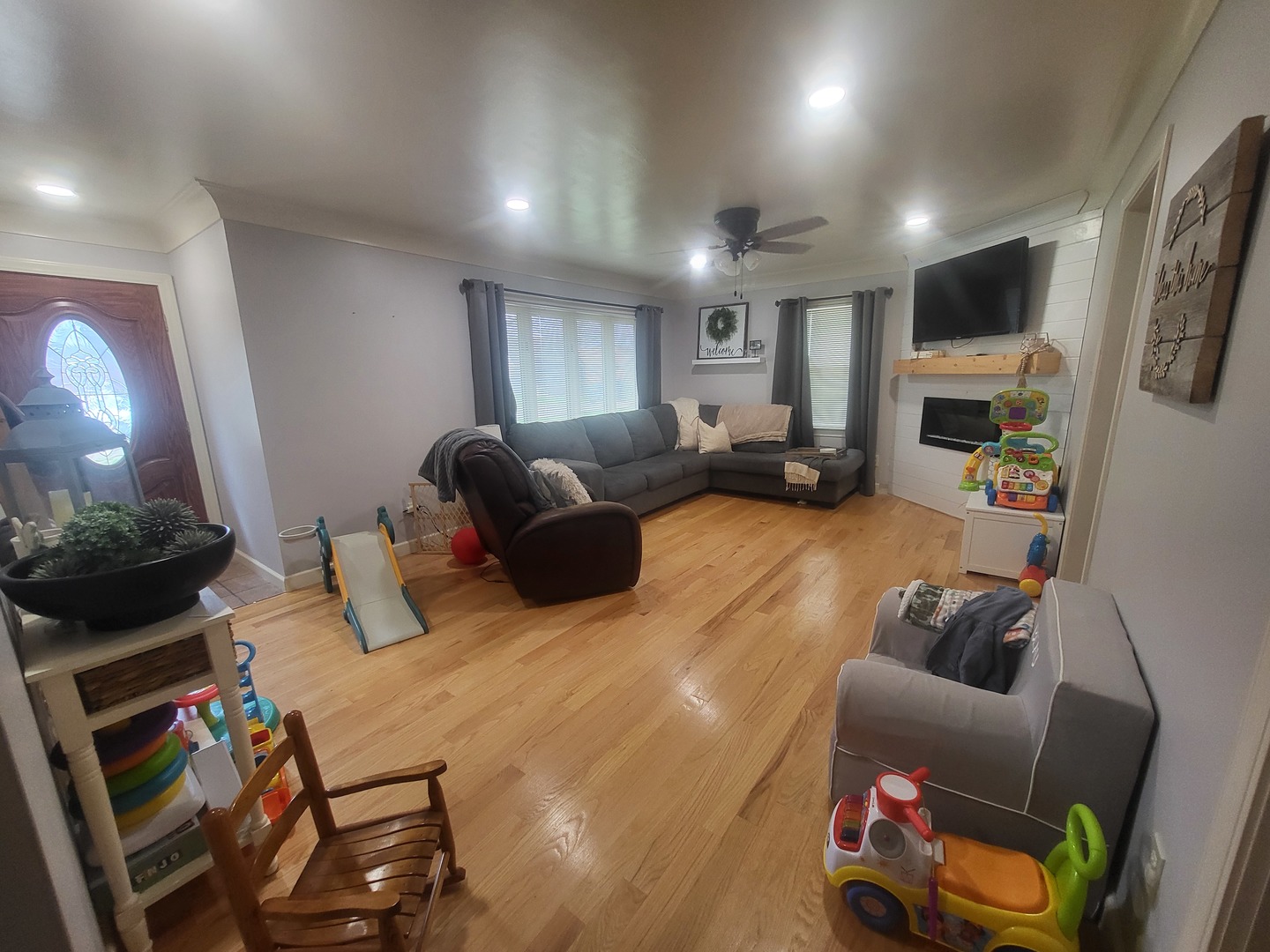 1110 E Elm Street