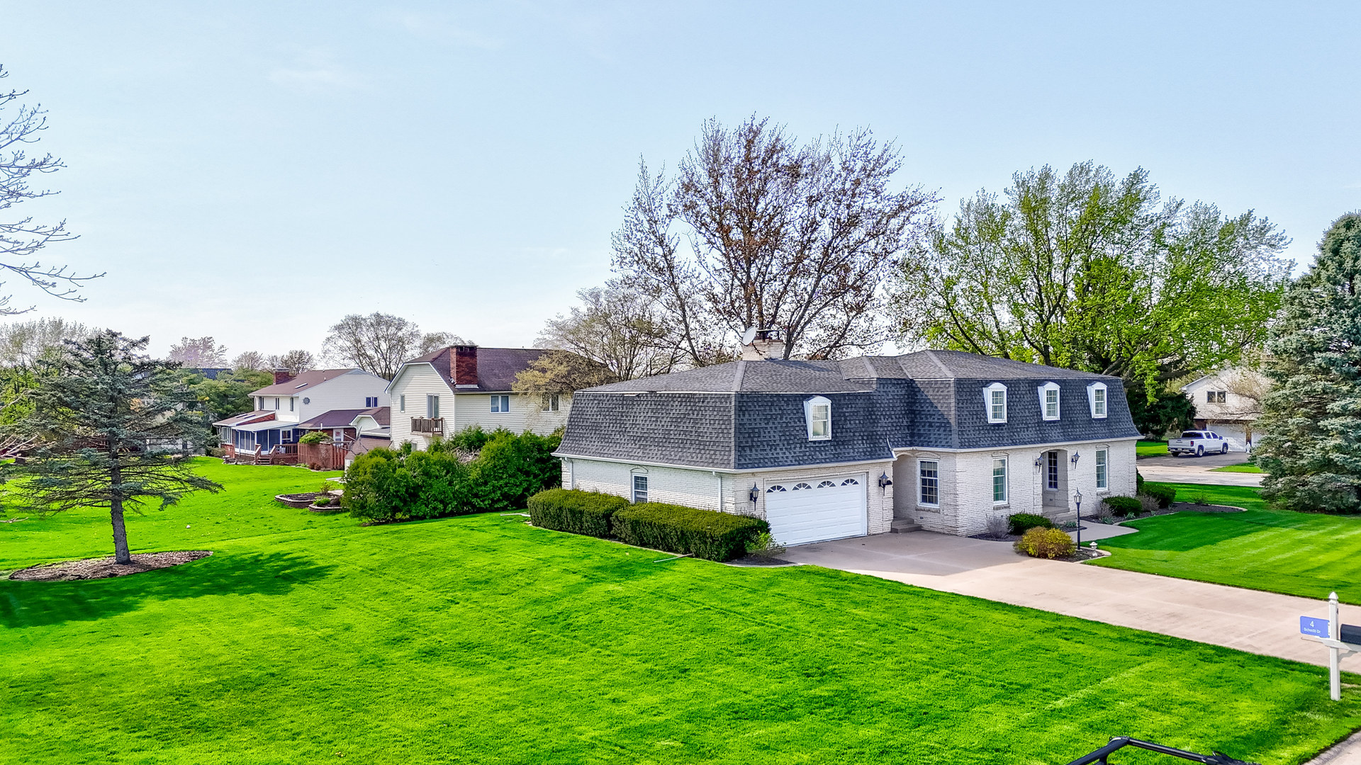 4 Schmitt Drive