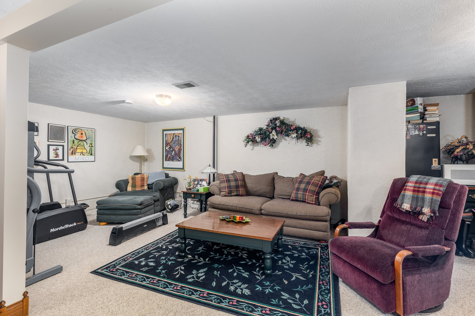 4 Schmitt Drive