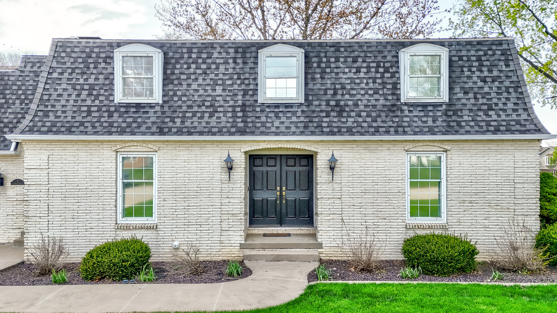4 Schmitt Drive