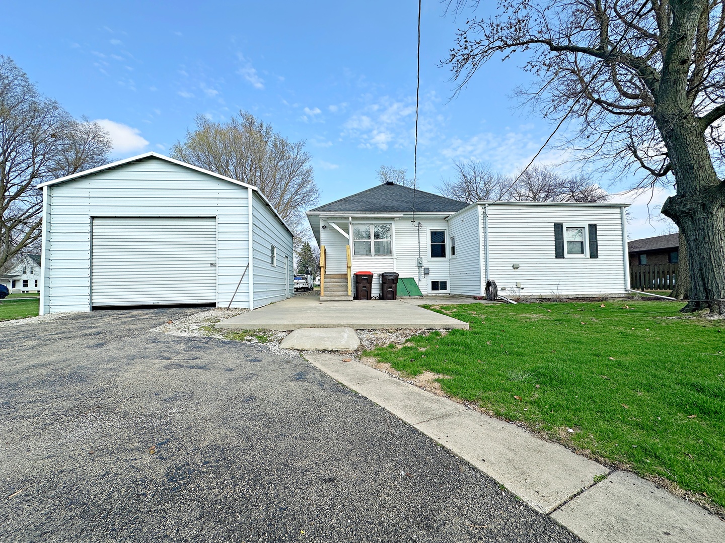 416 S Walnut Street