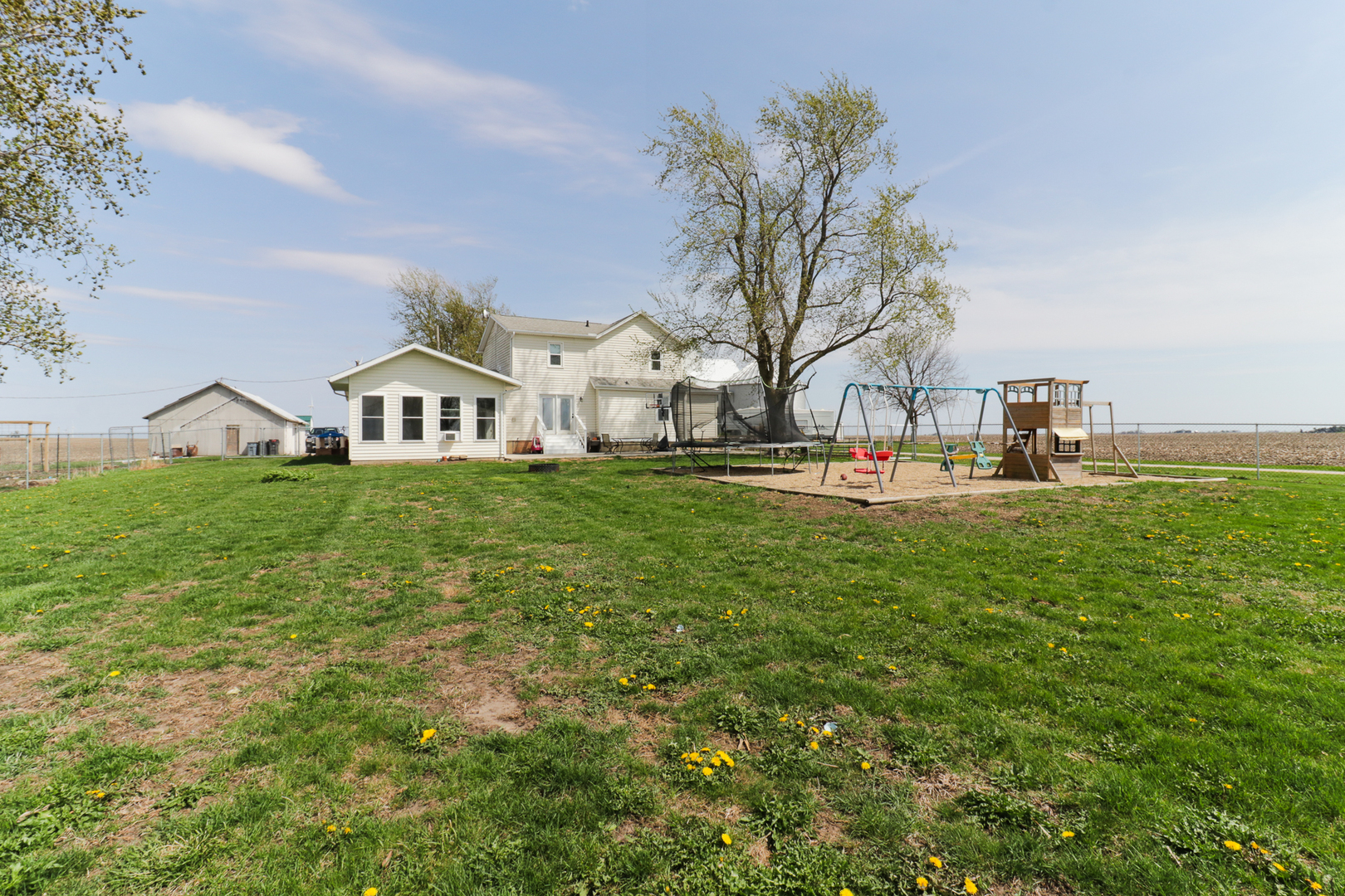1926 County Road 2800 East