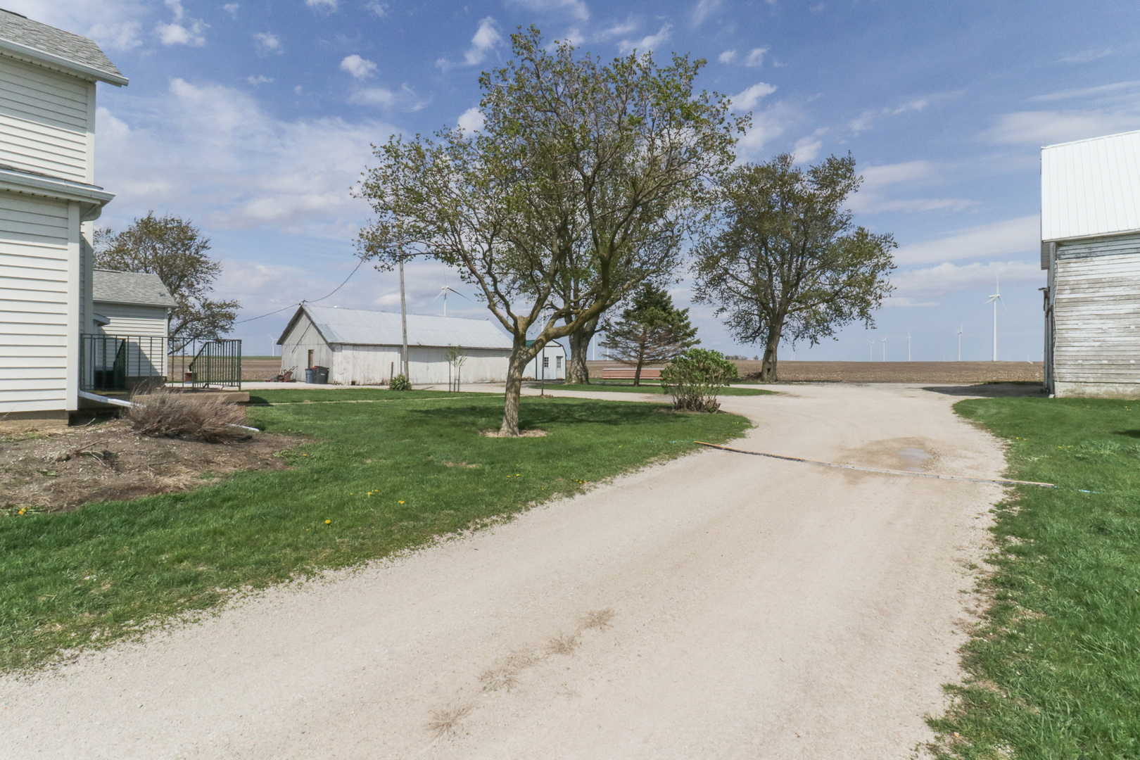 1926 County Road 2800 East