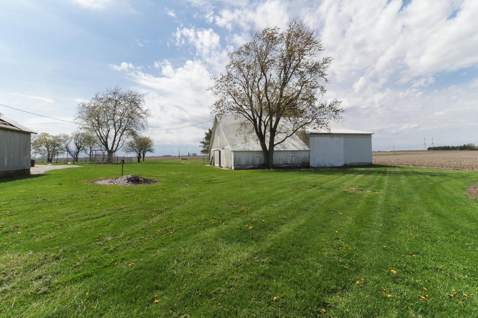 1926 County Road 2800 East