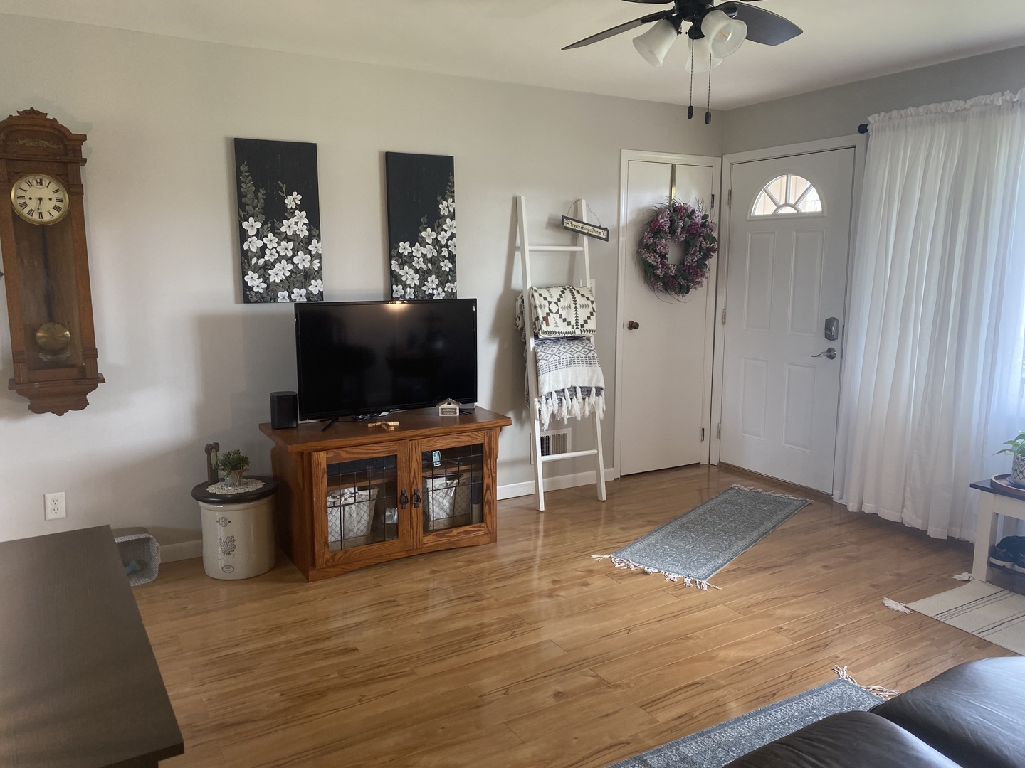 1410 Little Main Street