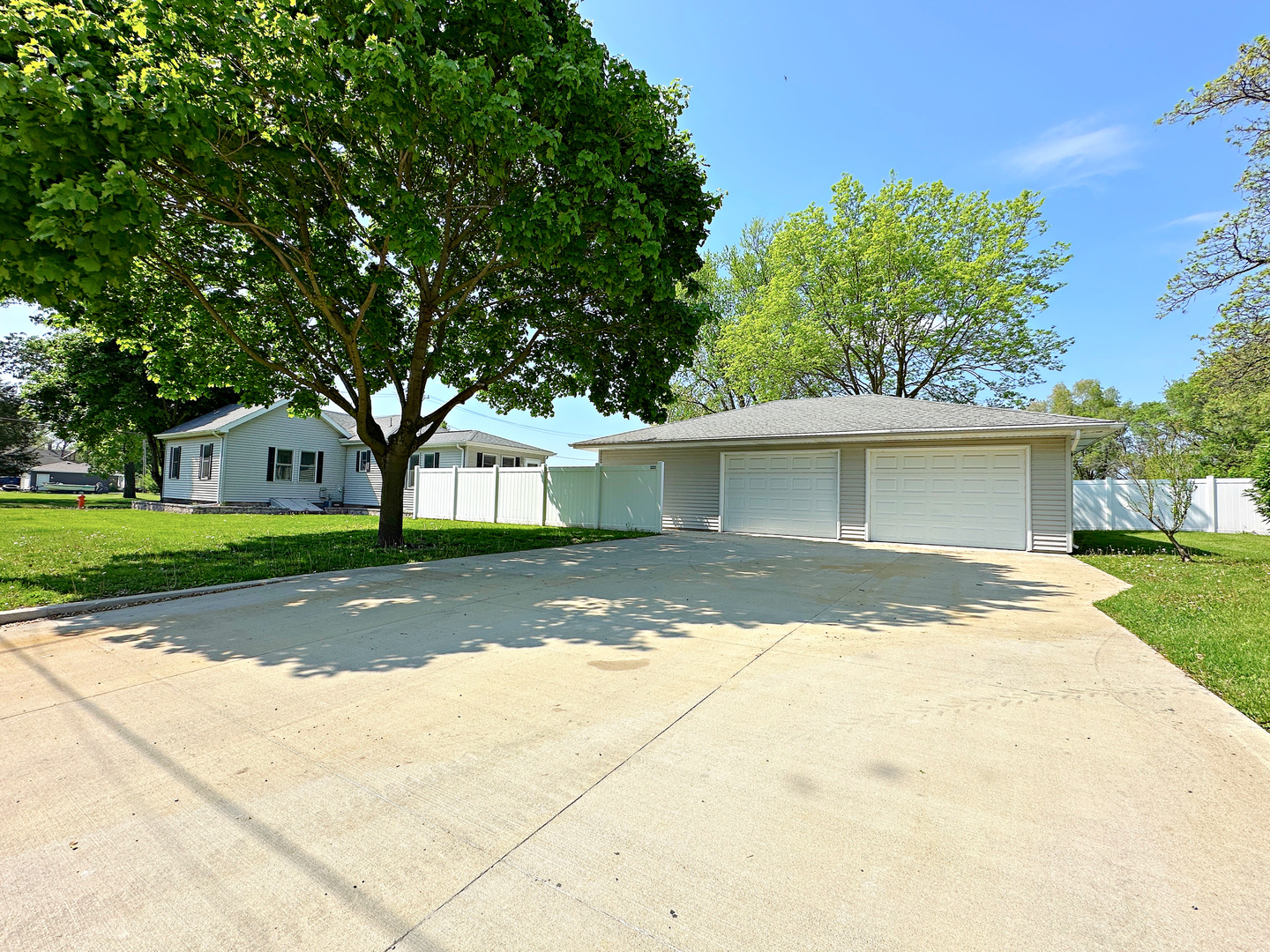 219 S Sterling Street