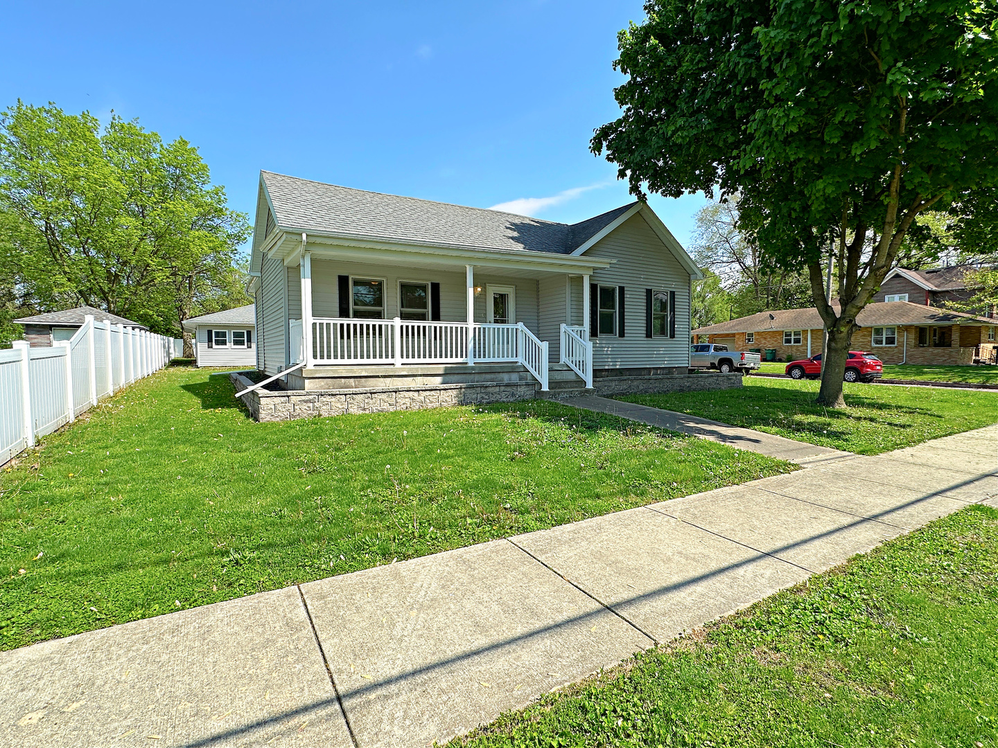 219 S Sterling Street