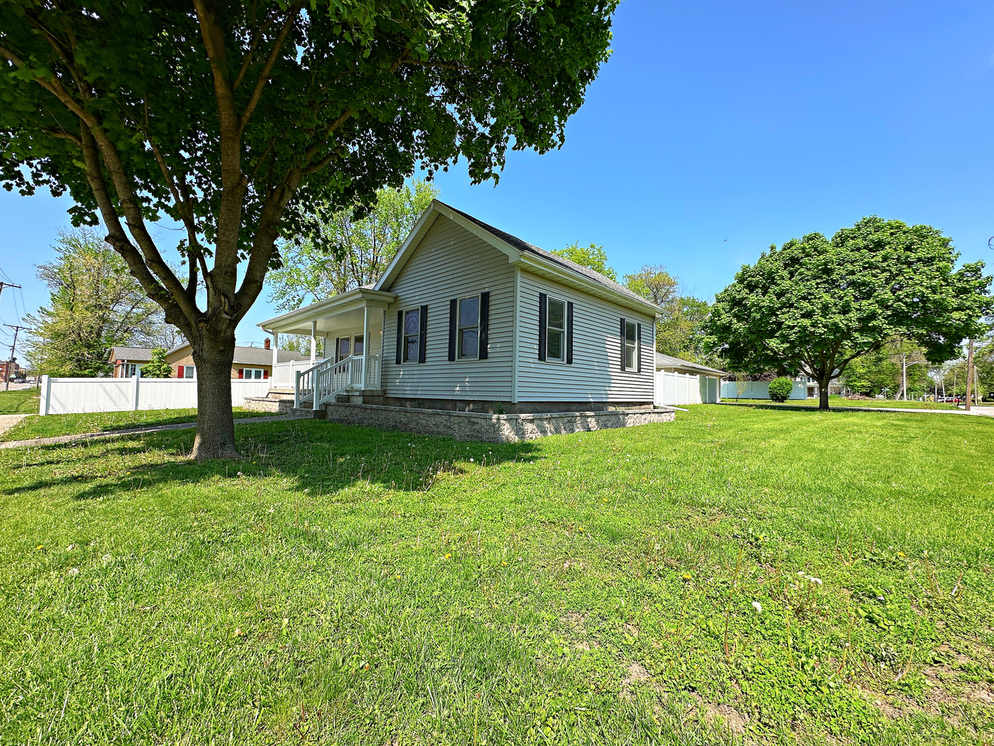 219 S Sterling Street