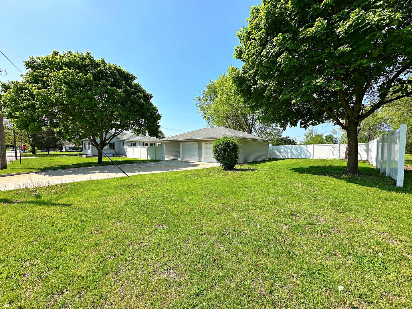 219 S Sterling Street