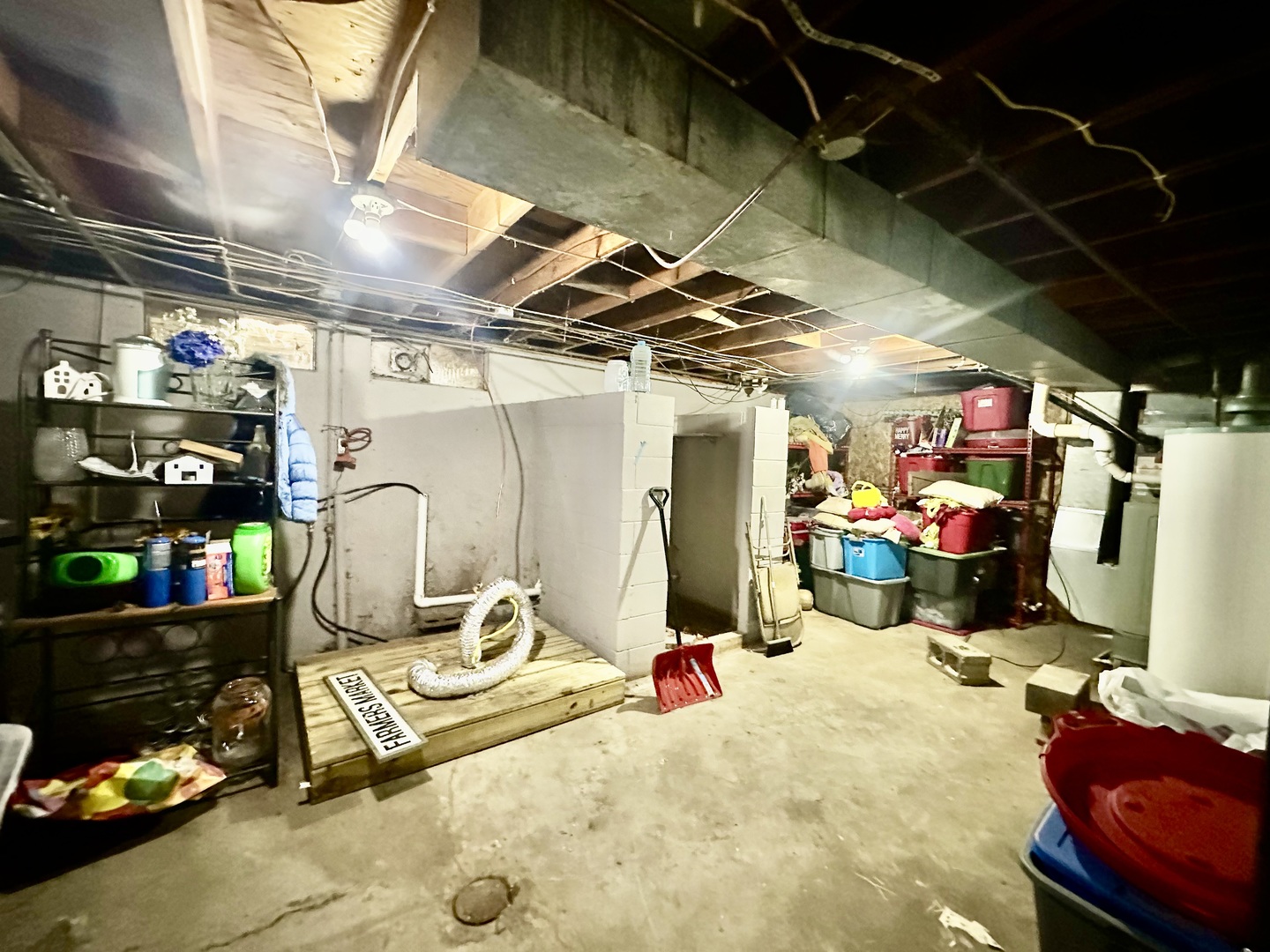 1310 E 15th Road
