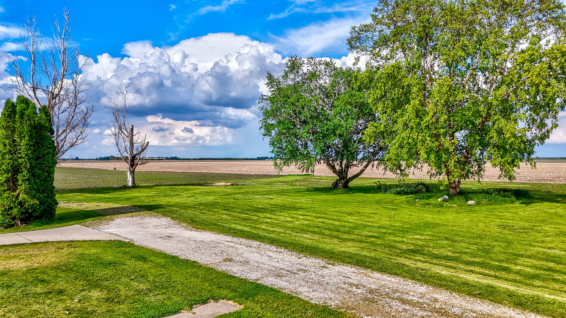 2651 E 2900 North Road