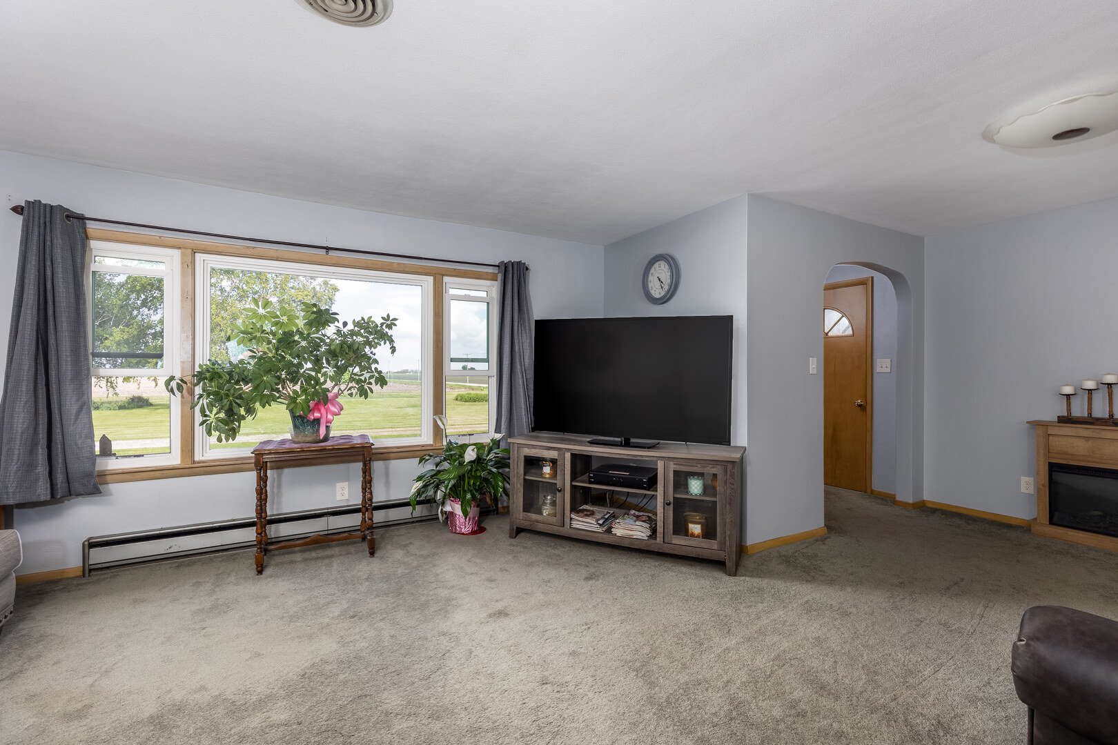 2651 E 2900 North Road