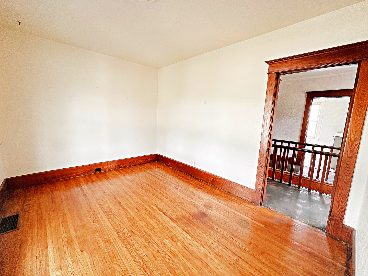 302 S 4th Avenue