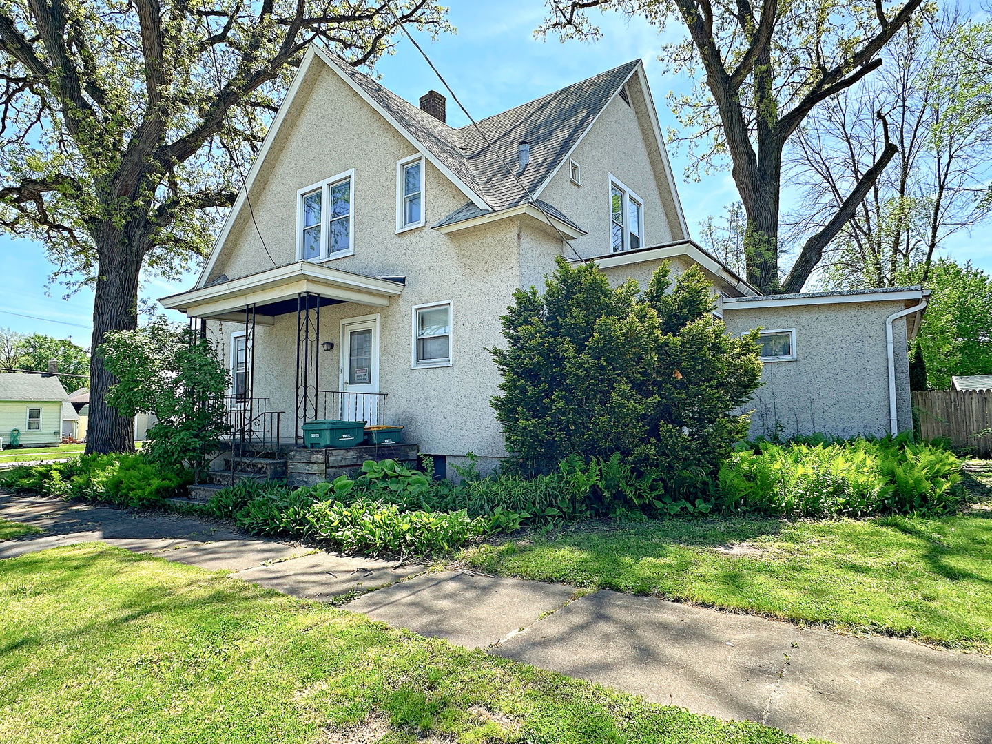 302 S 4th Avenue
