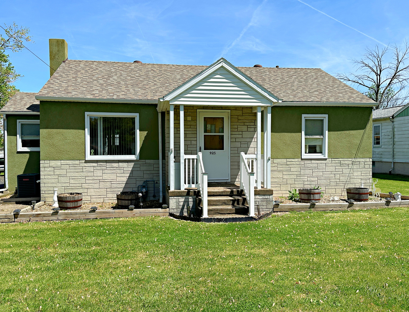925 N Otter Creek Road