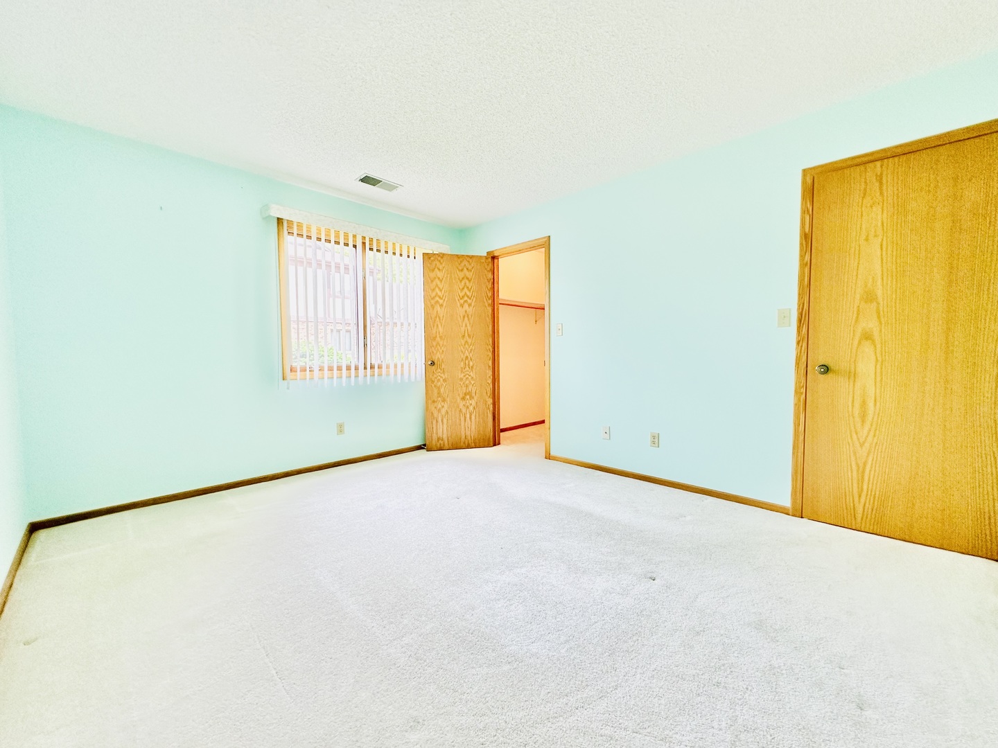 550 Golf Road Unit: 1B