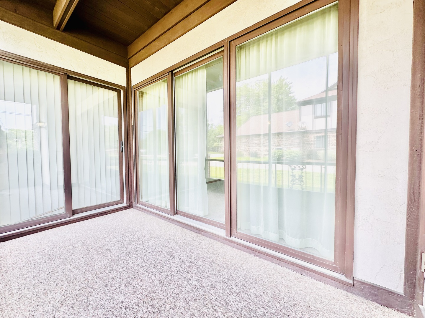 550 Golf Road Unit: 1B