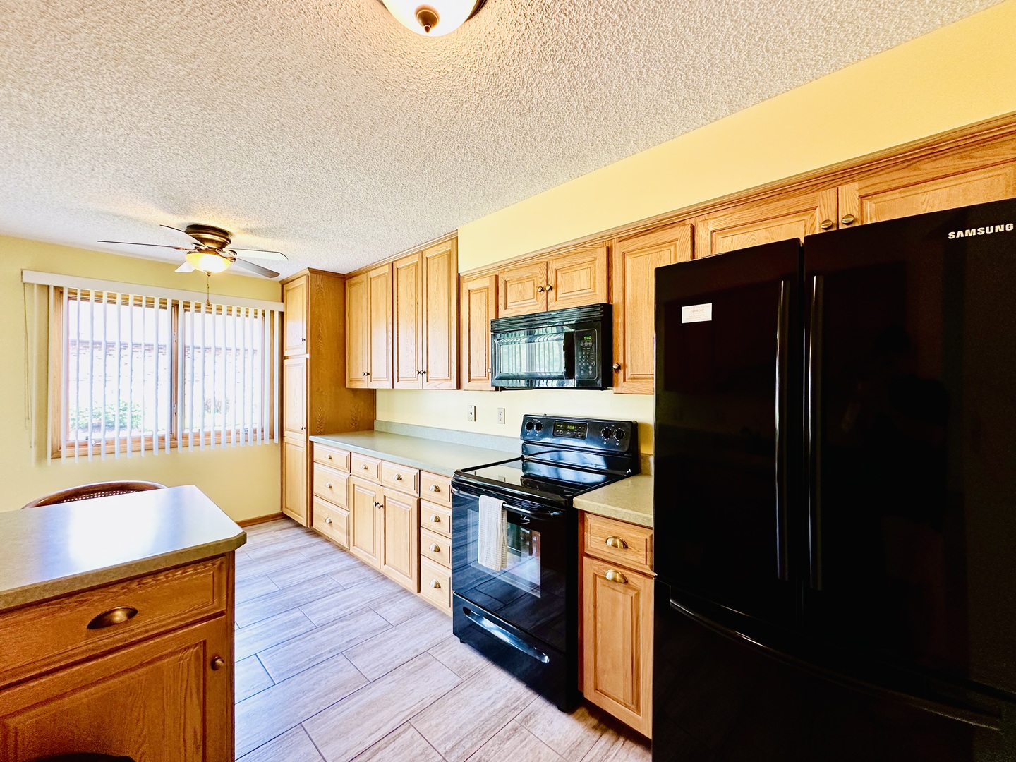 550 Golf Road Unit: 1B
