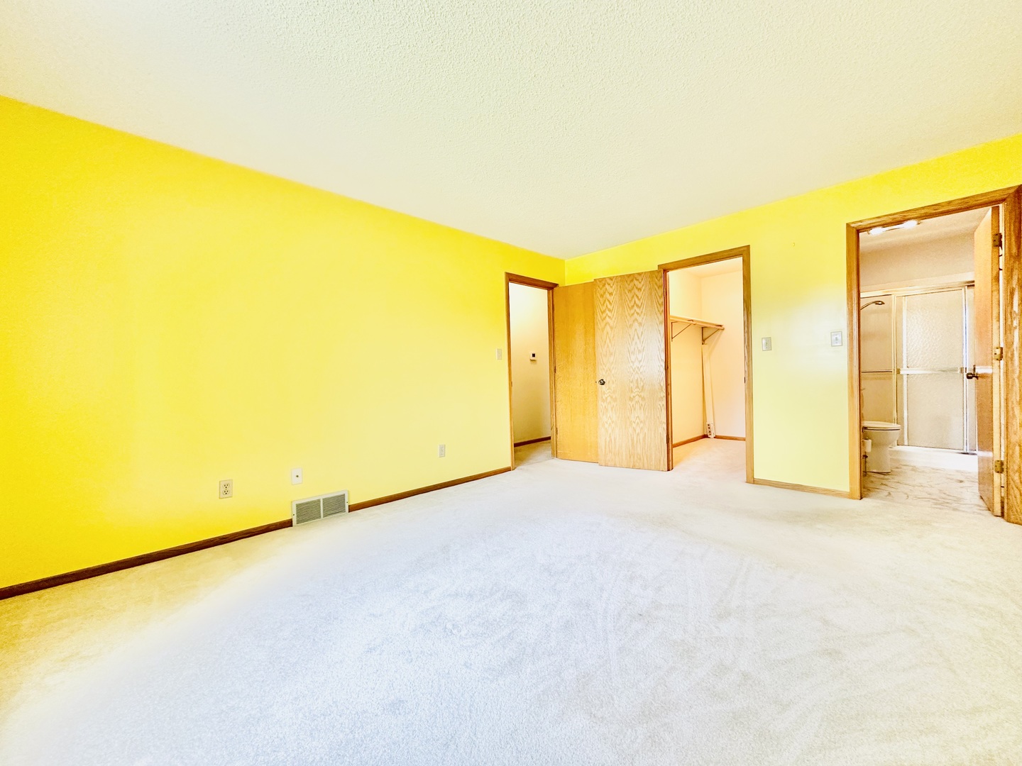 550 Golf Road Unit: 1B