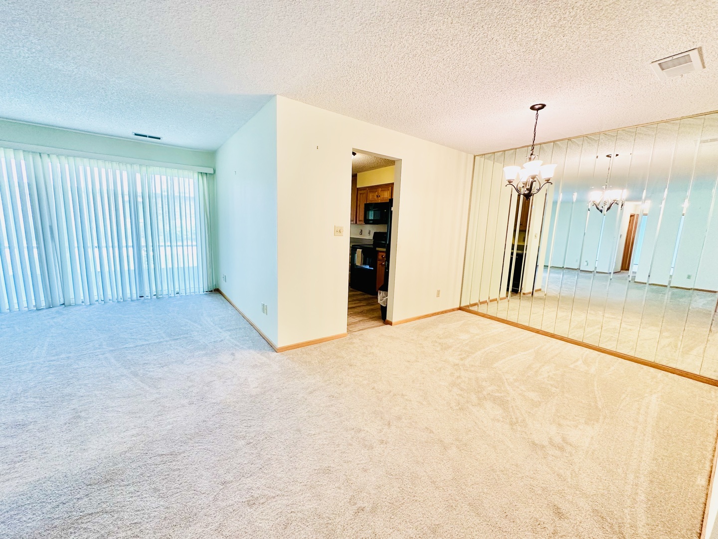 550 Golf Road Unit: 1B
