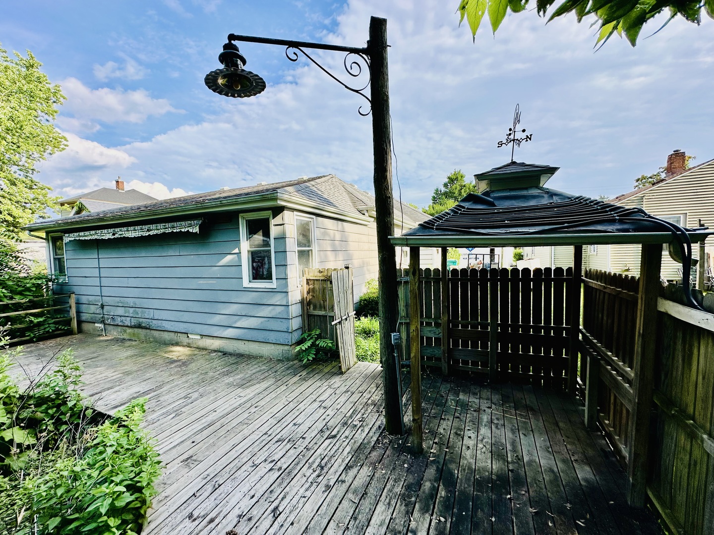 112 W Kent Street