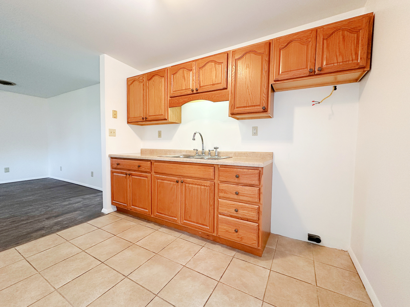 1124 E Main Street